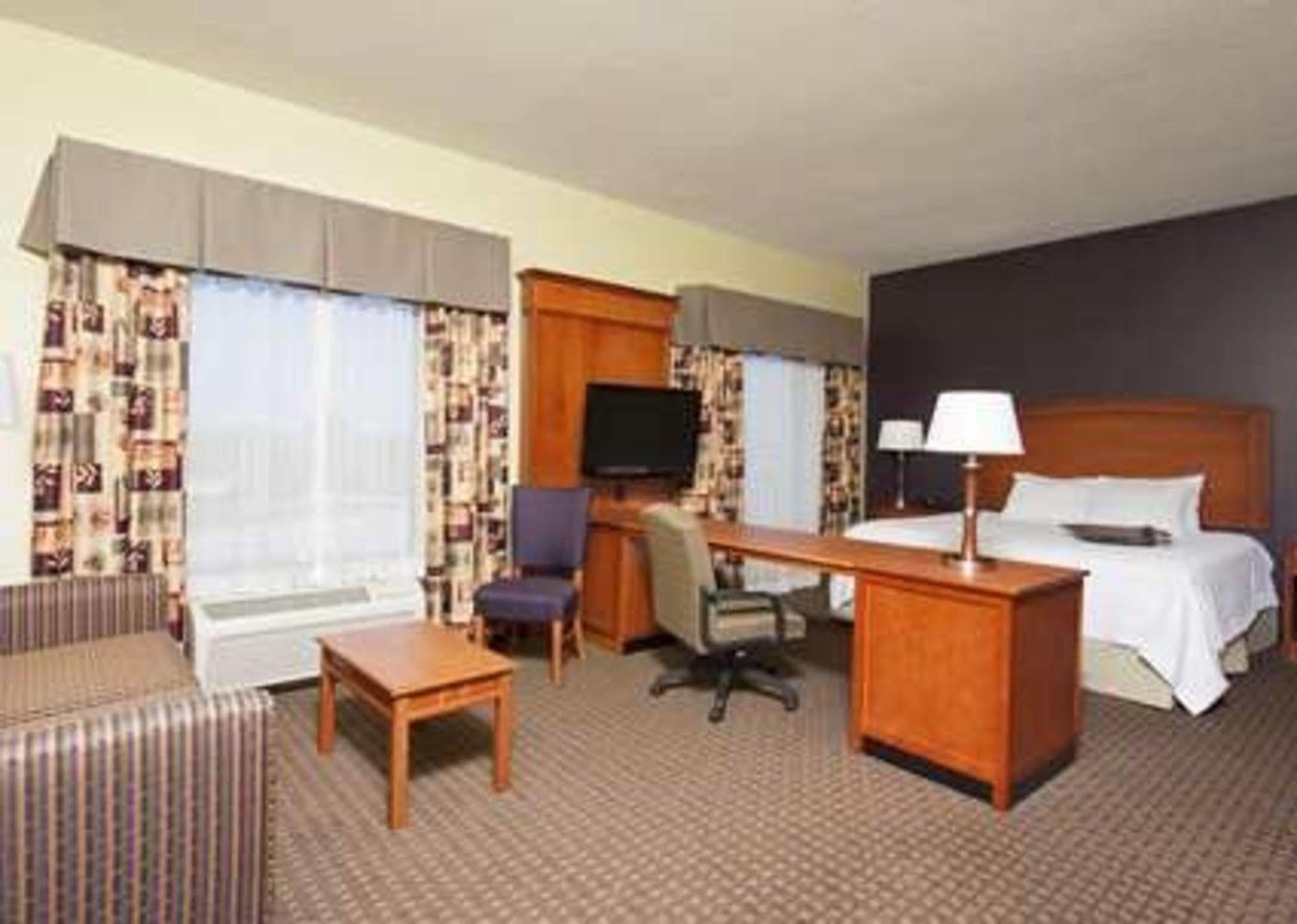 Hampton Inn & Suites Moline-Quad City Int'L Aprt מראה חיצוני תמונה